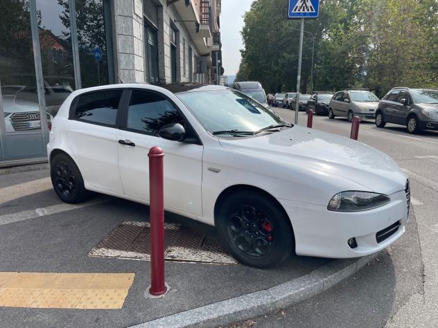 Alfa Romeo 147 1.9 JTD/TAGLIANDI/GARANZIA - Foto 6