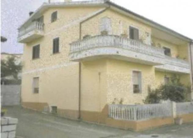 Immobile in asta di 70 m², box auto in vendita a Alà dei Sardi - Foto 2