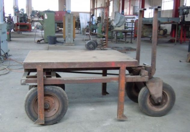 Carrello sollevatore