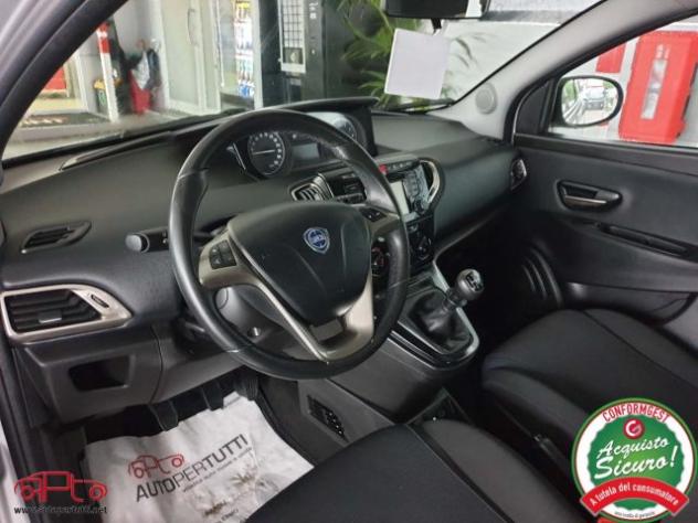 LANCIA Ypsilon 1.2 69 CV 5p S&S Gold rif. 18335899 - Foto 9
