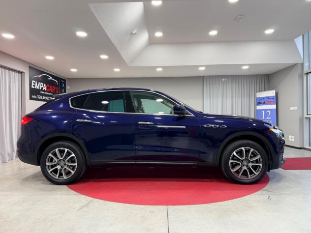 Maserati Levante V6 Diesel 275 CV AWD Gransport - Foto 9