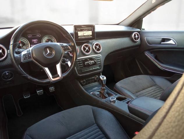 Mercedes-benz A 200 d Premium AMG - Foto 5