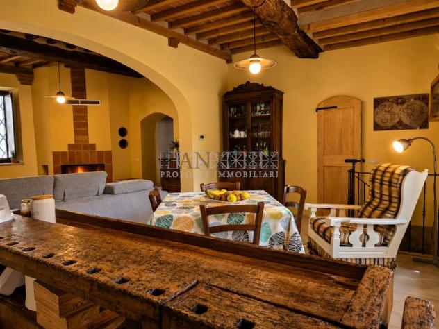 Appartamento terratetto rustico con garage – vicino al centro storico - Foto 7