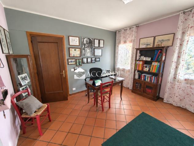 BIFAMILIARE di 4 vani e di 191 mq (MONTEBELLUNA) rif. AS275 - Foto 2