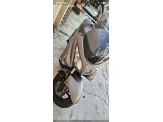 Suzuki Burgman 200cc anno 2019