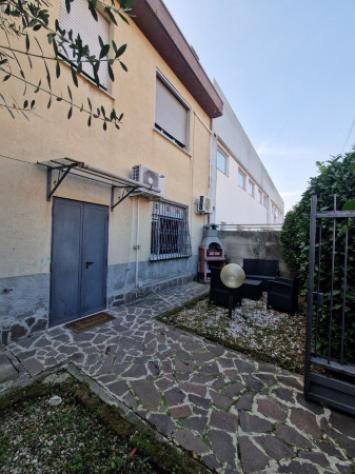 Immobile di 1100 m² con più di 5 locali in vendita a Settimo Milanese - Foto 16