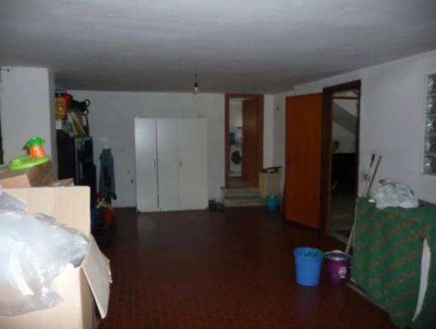 Immobile in asta di 194 m² con più di 5 locali e box auto in vendita a San Valentino Torio - Foto 18