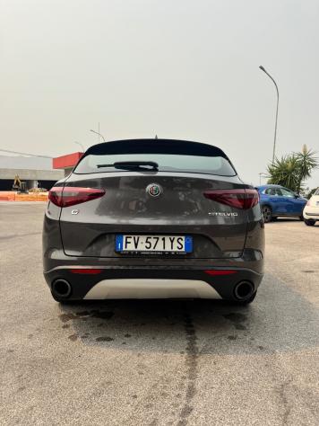 Alfa Romeo Stelvio 2.2 Turbodiesel 190 CV AT8 Q4 Executive - Foto 7