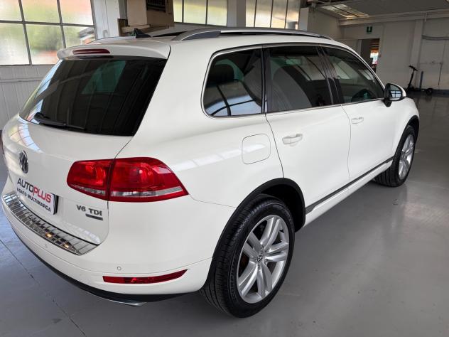 Volkswagen Touareg 3.0 TDI 245 CV tiptronic full optional - Foto 4