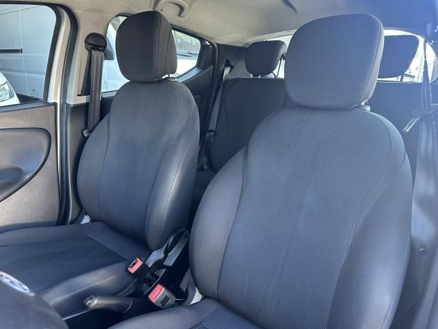 Lancia Ypsilon 1.2 69cv Gold - Foto 9