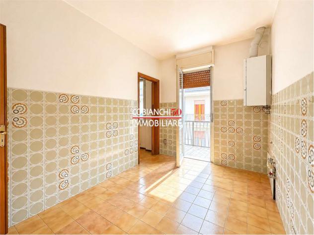 V000848 - GRAVELLONA TOCE SPAZIOSO TRILOCALE CON BALCONI E BOX - Foto 4