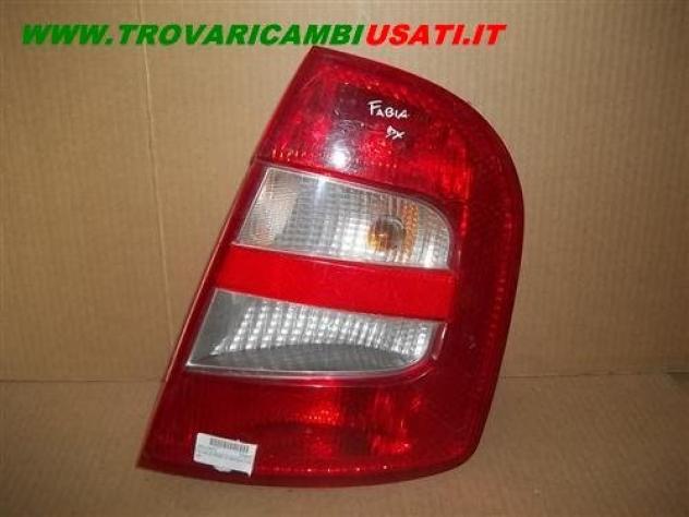 FANALE POST.D.SKODA FABIA '99  Parti elettriche  Fanaleria  Fanali  Fanale post. sx. SKODA - FABIA 5 porte / Wagon - 01-01-2000 - 01-04-2007
