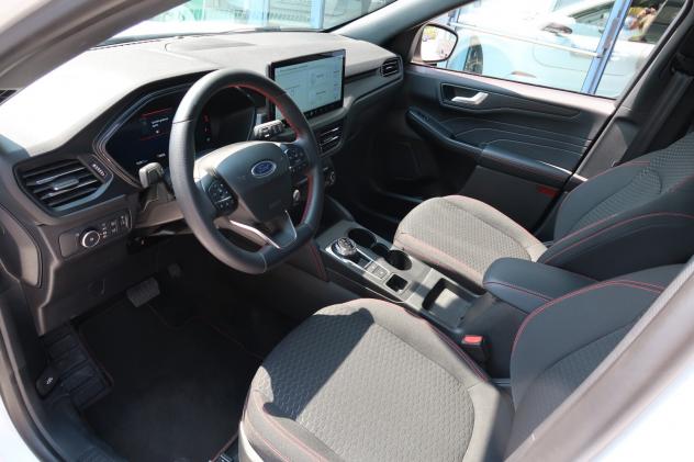 Ford Kuga 2.5 Full Hybrid 180 CV CVT 2WD ST-Line - Foto 8