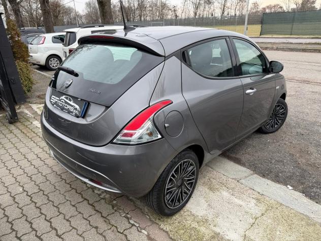 Lancia Ypsilon 1.0 FireFly 5 porte S&S Hybrid Gold Plus PREZZO REALE - Foto 5