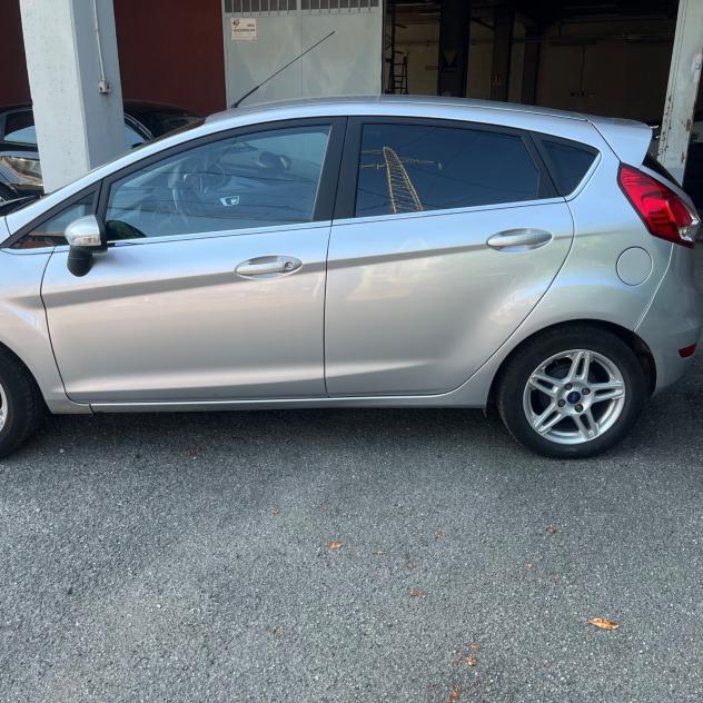 Ford Fiesta 1.0 80CV 5 porte Titanium - Foto 4