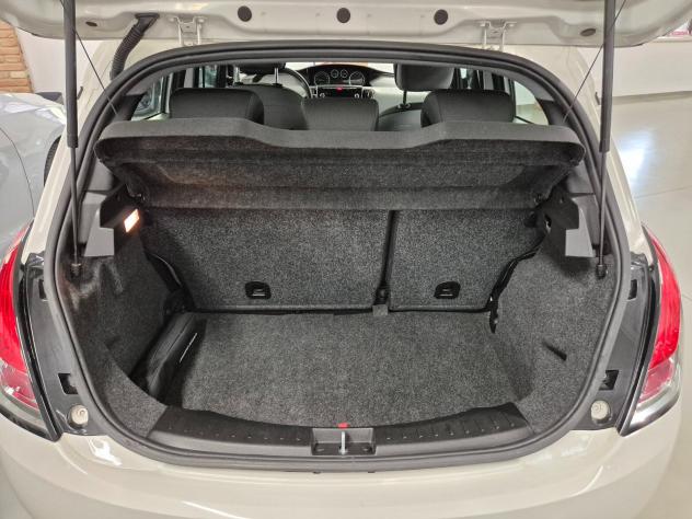 Lancia Ypsilon 1.2 69 CV 5 porte Silver - Foto 9