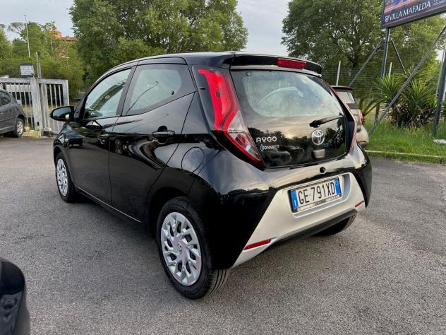 Toyota Aygo Connect 1.0 VVT-i 72 CV 5 porte x-play Pack Security Permute Rate Garantita - Foto 9