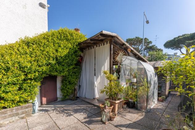 Lideo di SPINA, zona centro, bella villetta, riscaldamento, doppi servizi, giardino, ideale per residenti! - Foto 5
