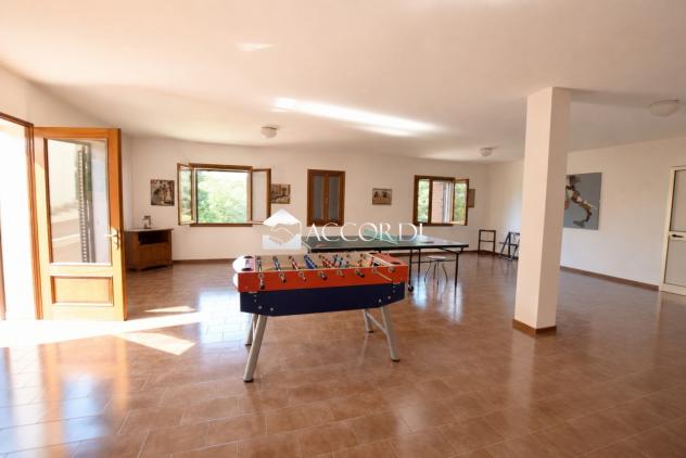 BIFAMILIARE di 10 vani e di 340 mq (GIAVERA DEL MONTELLO) rif. PE20 - Foto 16