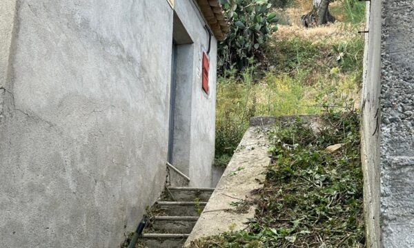 CASALE CON TERRENO IN CAMPAGNA - Foto 4
