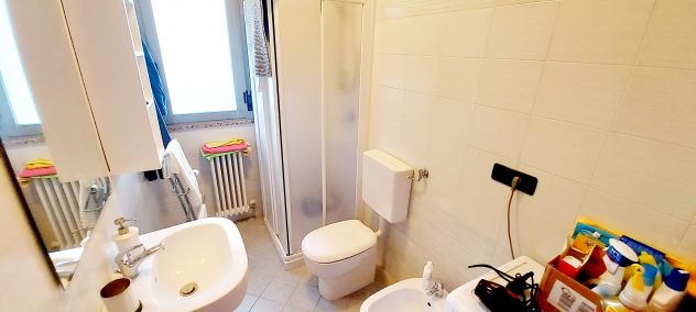 AFFITTASI BILOCALE DA AGOSTO ZONA SAN LAZZARO VIA PARIGI - Foto 4