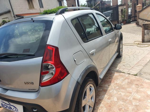 Dacia Sandero Stepway 1.5 dCi 90CV neopatentati - Foto 5