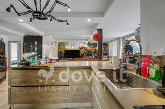 Casa indipendente di 278 m² con più di 5 locali e box auto in vendita a Bergamo - Foto 6