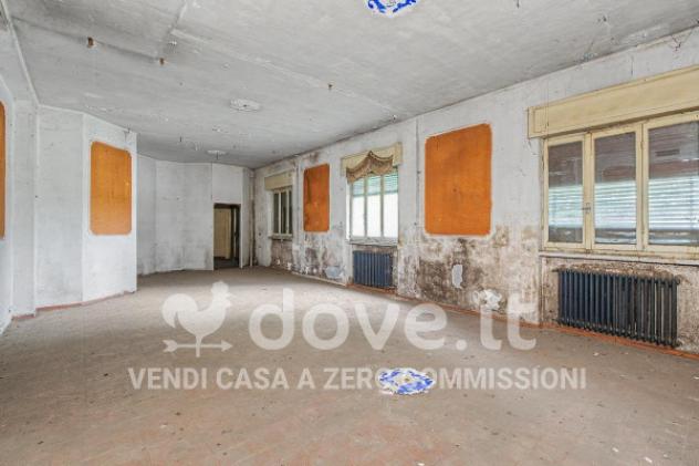 Palazzo / Stabile di 800 m² con più di 5 locali in vendita a Cadorago - Foto 5