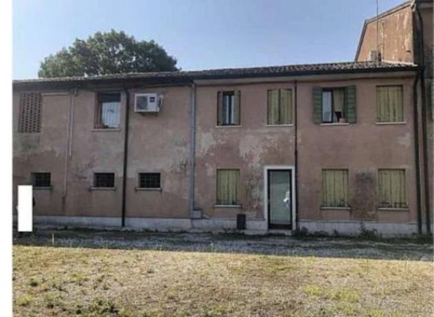 Immobile in asta di 416 m² con più di 5 locali e box auto in vendita a Cittadella - Foto 3