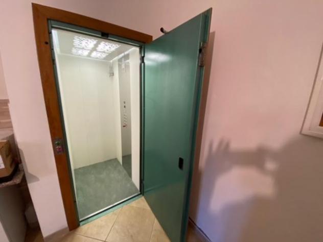 PORZIONE DI BIFAMILIARE CON GIARDINO A CALOLZIO Lorentino - Foto 14
