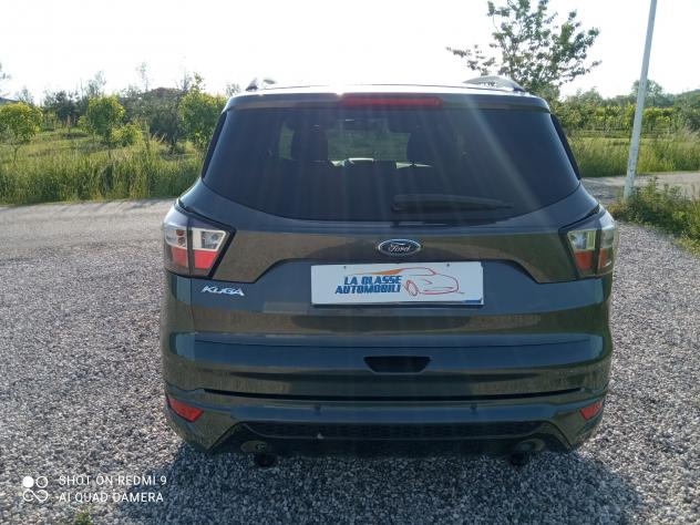 Ford Kuga 2.0 TDCI 150 CV S&S 4WD Powershift ST-Line - Foto 6