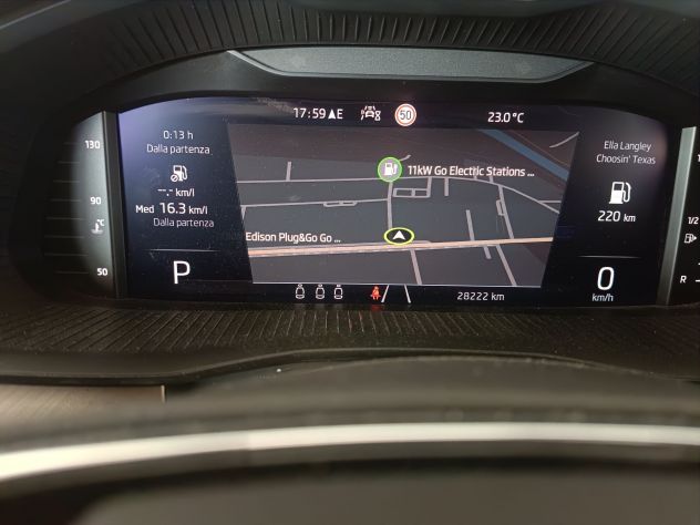 Skoda Scala 1.5 cambio automatico - Foto 9
