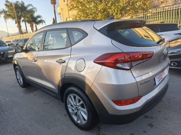 HYUNDAI TUCSON 1.6CRDI 116CV XTECH TETTO APRIBILE - Foto 6