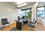 Immobile di 650 m² con 1 locale in affitto a Milano