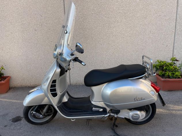Vespa GTS 250 - Foto 2