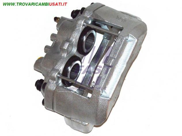 PINZA FRENO IVECO DAILY 06 ANTERIORE DX CON SUPPORTO 65C FT32190 Meccanica  Impianto frenante  Pinze freni  Pinza freno a IVECO - DAILY CABINATO - 200