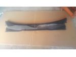 Plastica / Profilo Esterno Parabrezza Nissan Terrano II 97