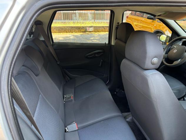 Fiat Punto Classic 1.2 5 porte Dynamic km.78.000 - Foto 8