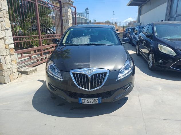 Lancia Delta 2.0 MJT DPF Platino - Foto 4