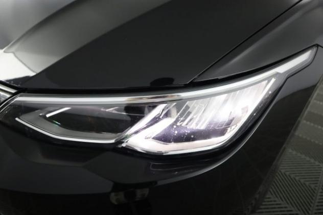 VOLKSWAGEN Golf Golf 1.0 eTSI EVO DSG Life rif. 23702998 - Foto 9