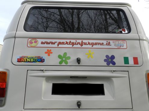 Noleggio Affitto Furgone Pulmino Minibus Volkswagen T2 Epoca Hippie Party Feste Matrimoni