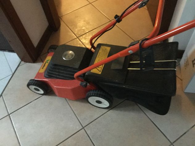 Vendo RASAERBA elettrico nuovo professionale di marca causa inutilizzo - Foto 2