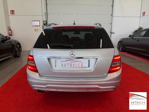 MERCEDES - Classe C Station Wagon C SW 220 cdi (BE) Avantgarde - Foto 5