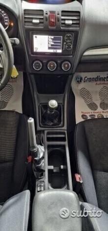 SUBARU Xv 2.0d 147cv 4X4 exclusive anno 2014 - Foto 5
