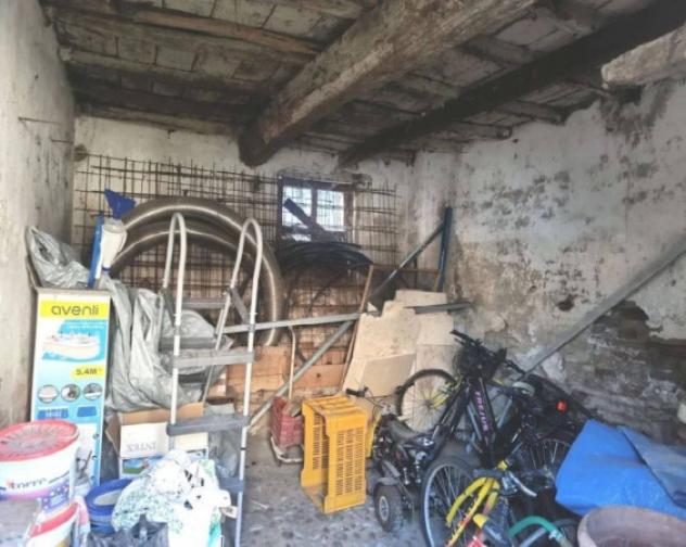 Immobile in asta di 349 m², box auto in vendita a Isola Sant'Antonio - Foto 7