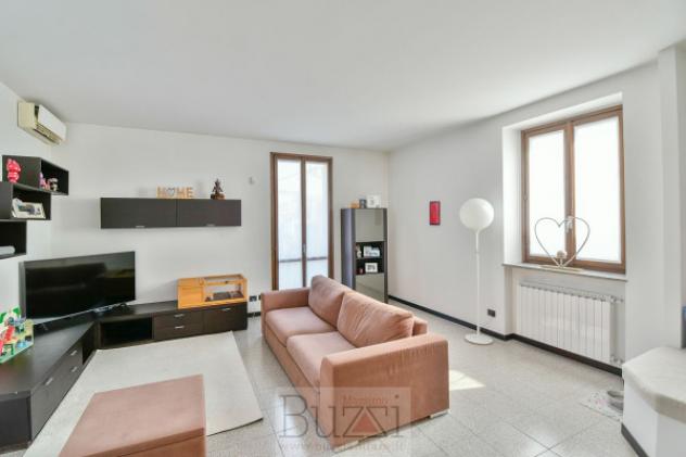 Casa indipendente di 125 m² con 3 locali in vendita a Seregno