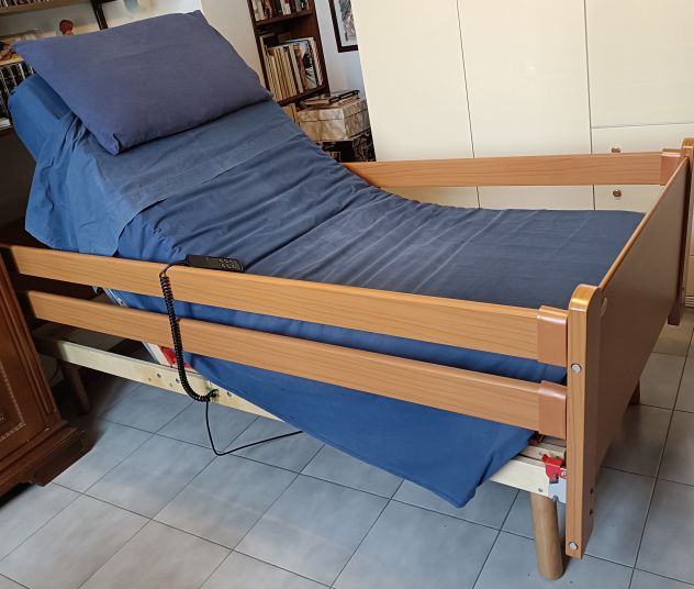 🛏️✨ LETTO ELETTRICO VENDO - Foto 5