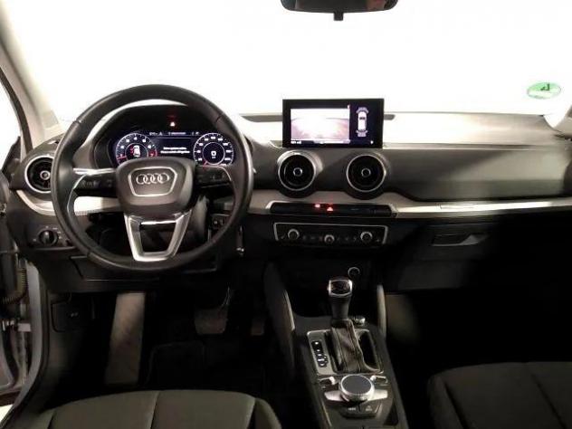 AUDI - Q2 - 35 TFSI S tronic Business Advanced - Foto 10