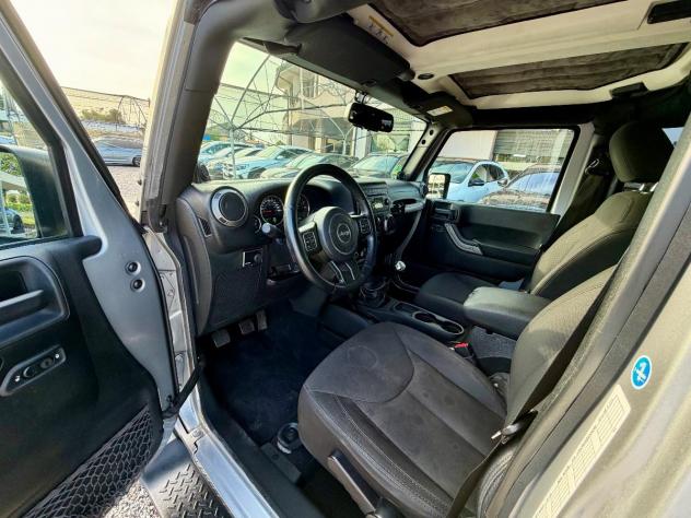 JEEP - Wrangler - 2.8 CRD UNLIMITED Sport - Foto 10