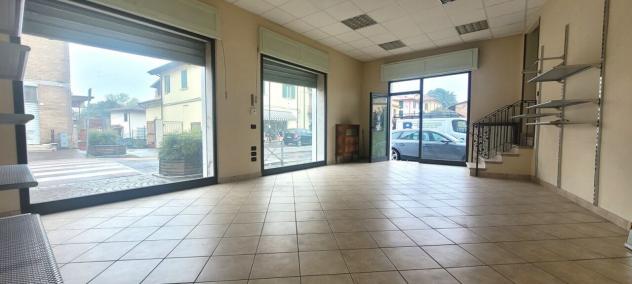 3 Vetrine in affitto a Brescia